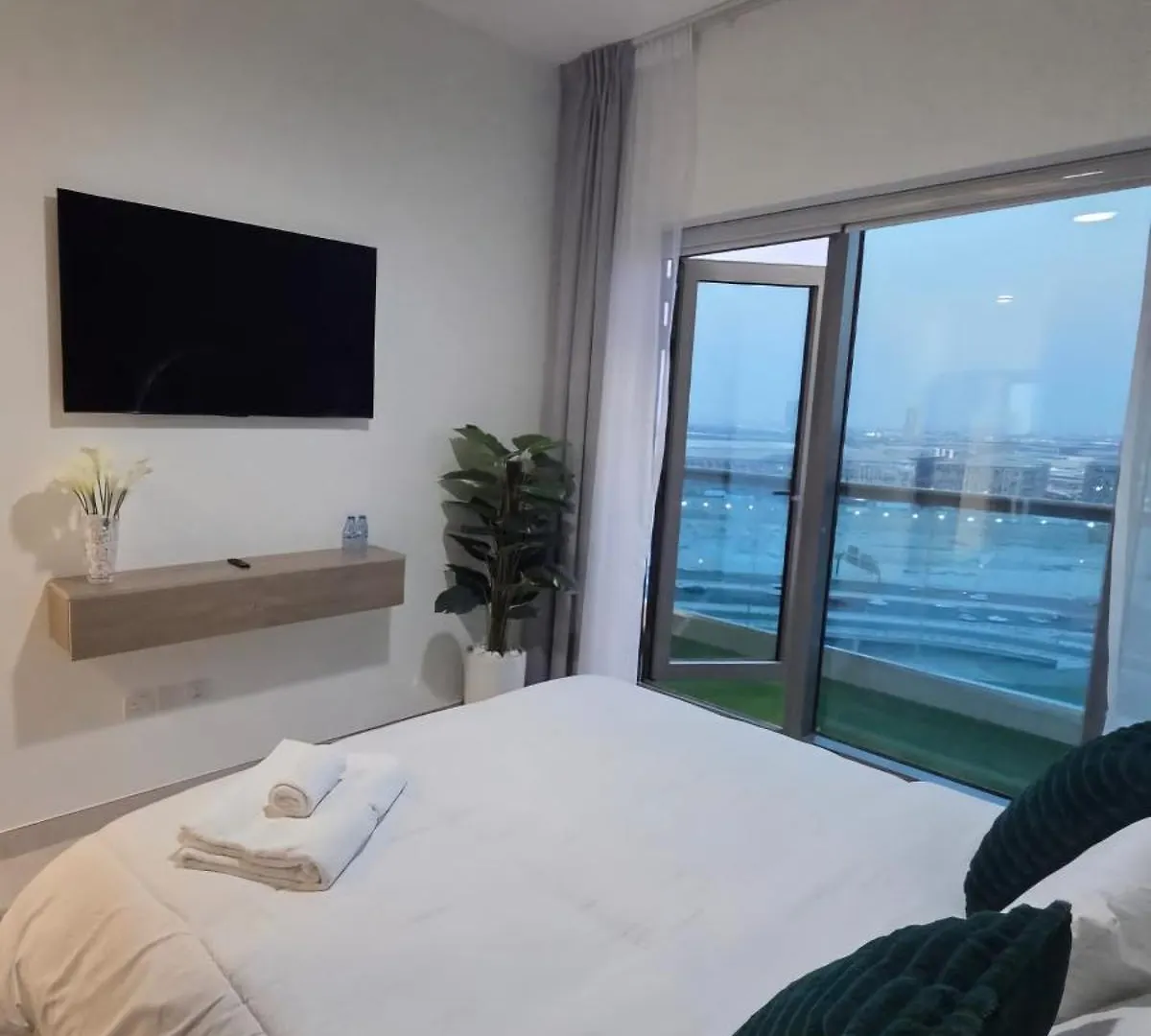 1 Bedroom Apartment In Downtown Dubai